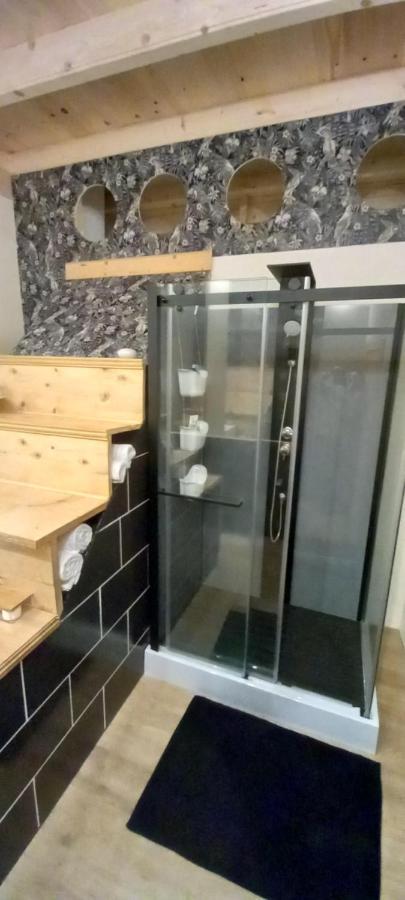 Appartement De Charme Dans Une Maison Isolee Presilly  Eksteriør billede