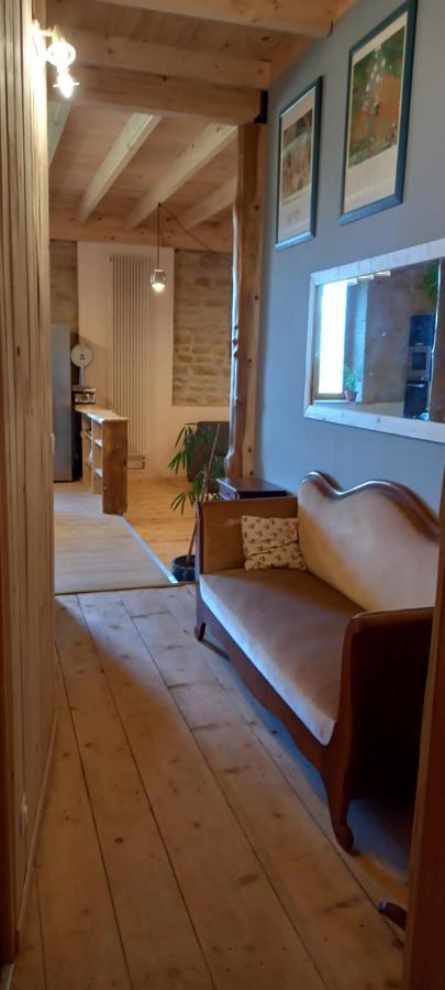 Appartement De Charme Dans Une Maison Isolee Presilly  Eksteriør billede