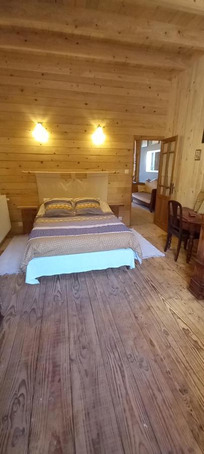 Appartement De Charme Dans Une Maison Isolee Presilly  Eksteriør billede
